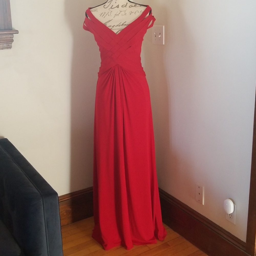 TADASHI Collection Red Evening dress - XS